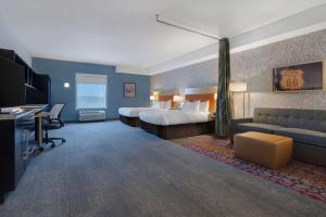 Postel nebo postele na pokoji v ubytování Home2 Suites by Hilton Stillwater