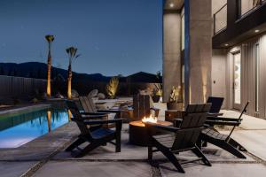 Kolam renang di atau dekat dengan Sundance Cove by Fieldtrip Modernist Masterpiece Next to National Park Camp Entrance