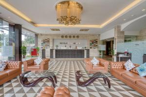 Posezení v ubytování Hotel Grand Visava Lonavala