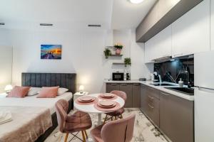 Køkken eller tekøkken på Lexxa 4 Casa Del Mar -Mamaia Nord