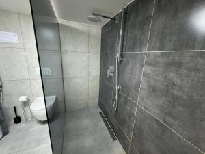 Koupelna v ubytování apartman 50m2 garden parking Free