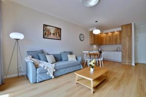 Fotografie z fotogalerie ubytování Jasny Apartament 3city w Gdańsku z Parkingiem by Noclegi Renters v destinaci Zaspa