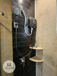 Ένα μπάνιο στο The Cove Hillside Residence Ipoh - Nostalgic Terracotta +15 φωτογραφίες