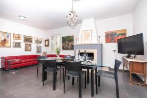 Et tv og/eller underholdning på House Lili