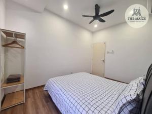 Ένα ή περισσότερα κρεβάτια σε δωμάτιο στο The Cove Hillside Residence Ipoh - Elegance Parisian +18 φωτογραφίες