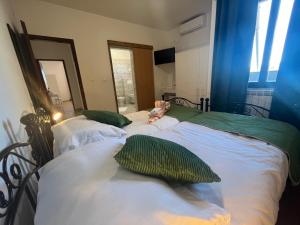 Postel nebo postele na pokoji v ubytování Apartment Šterna in Svetvincenat