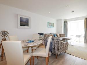 Istumisnurk majutusasutuses The Trick