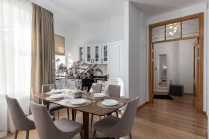 Posezení v ubytování Art Noveau Riga Old Town Apartments