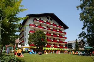 Gallery image of Strandhotel Orchidee in Sankt Kanzian