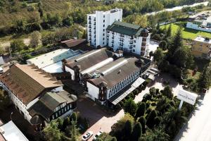 an overhead view of a building in a city at Yalçın Resort Hotel in Korgan