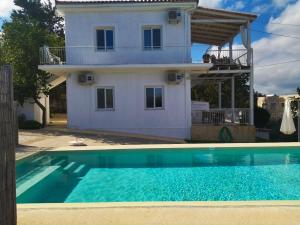 Bazén v ubytování Amethyst - holiday apartment nebo v jeho okolí