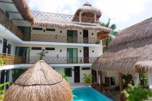 Bazén v ubytování Hotel Diosa del Agua Bacalar nebo v jeho okolí