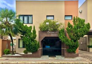 Budova, kde se hotel nachází