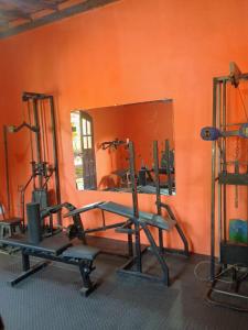 Fitness centrum a/nebo fitness zařízení v ubytování Pousada Canto do Mar