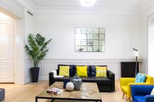 Część wypoczynkowa w obiekcie Ever House - CHUECA-GRAN VIA