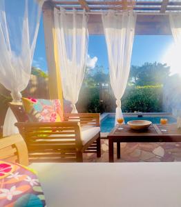 Istumisnurk majutusasutuses Zandoli piscine, vue mer, paisible, jardin
