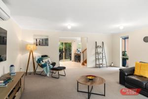 Gallery image of HOLLYDENE 2 - 6 Guests in Cowes