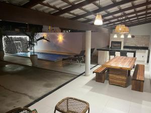 Hồ bơi trong/gần Oásis do Prado, casa de temporada