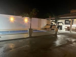 Hồ bơi trong/gần Oásis do Prado, casa de temporada