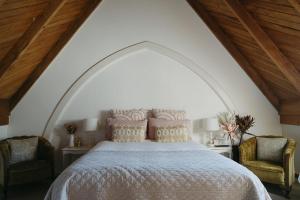 Postel nebo postele na pokoji v ubytování Kingsdown Manor B&B Timaru