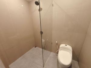 Ein Badezimmer in der Unterkunft Lushy Hostel Nusa Penida