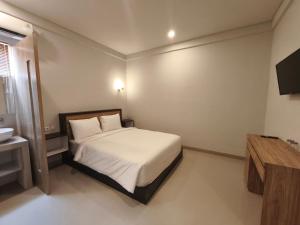 Ein Bett oder Betten in einem Zimmer der Unterkunft Lushy Hostel Nusa Penida