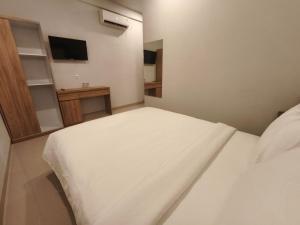 Ein Bett oder Betten in einem Zimmer der Unterkunft Lushy Hostel Nusa Penida