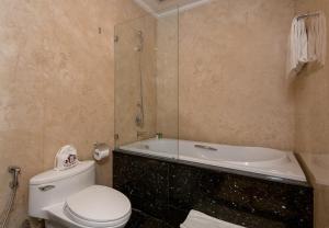 Phòng tắm tại Samdi Da Nang Central Hotel