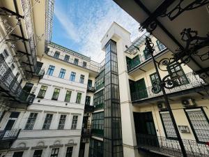 Budova, v ktorej sa apartmán nachádza