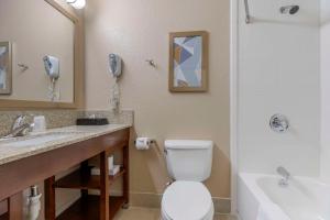Bagno di Comfort Inn & Suites Boulder