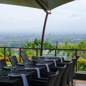 Pemandangan gunung umum atau pemandangan gunung yang diambil dari resort