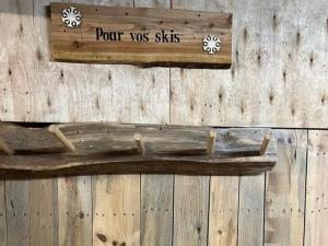 Certyfikat, podpis lub inny dokument wystawiony w obiekcie LES CIMES BLANCHES CLEDICIHOME Chalet 10 pers SPA & Grand terrain 4 MINUTES DES PISTES
