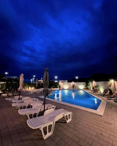 Πισίνα στο ή κοντά στο Quattro Apartment