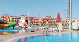 Bassein majutusasutuses porto sharm 2 bed room and private garden-pool view või selle lähedal