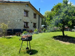 A garden outside El llagar - Sagasta Rural Oviedo