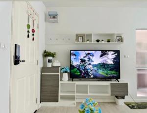 TV a/nebo společenská místnost v ubytování D condo