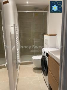 Et badeværelse på Paris Disney Sweet Retreat