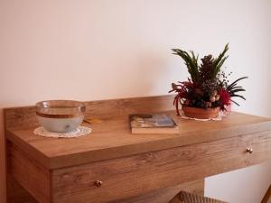 Foto dalla galleria di BnB Anna e Leo - Casa di Leo a Pietra Montecorvino Altre 26 foto