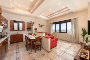 Kuchyňa alebo kuchynka v ubytovaní Blue Vision Luxury House