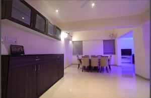 Kuchyň nebo kuchyňský kout v ubytování Woods by Mizzle Exotica Premium Villas