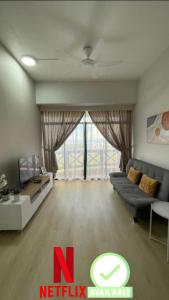 Χώρος καθιστικού στο Instay Leisure Mahkota With Sea/Pool View