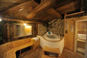 Fotografie z fotogalerie ubytování Hotel Cristallo v destinaci Vigo di Fassa + 30 fotografií