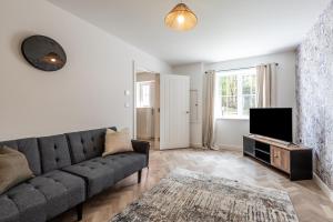 Posezení v ubytování Spacious 5-Bedroom House in Nottingham