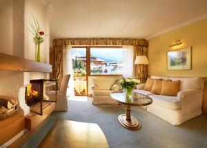 Część wypoczynkowa w obiekcie Salzburgerhof, das 5-Sterne Hotel von Zell am See