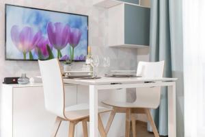 TV a/nebo společenská místnost v ubytování NINO-Boardinghouse 26