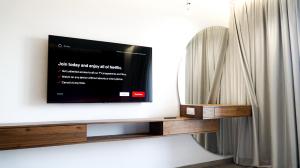 TV a/nebo společenská místnost v ubytování VILLA Atlas