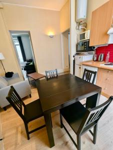 Chambre Montagne en Hyper Centre - Calme & Wifi 주방 또는 간이 주방 사진 7개 이상