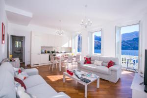 Nespecifikovaný výhled na hory nebo výhled na hory při pohledu z apartmánu + 32 fotografií