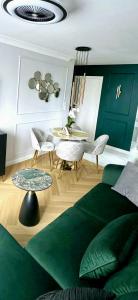 Posedenie v ubytovaní Apartament Deluxe Centrum Warszawa
