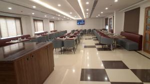 The Fern Residency, Bodhgaya商务区和/或会议室